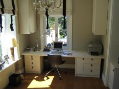 Schreibtisch in Schleiflack