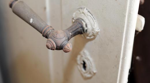 alter Türgriff_Nahaufnahme