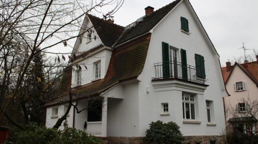 Jugendstilvilla mit neuen Fenstern