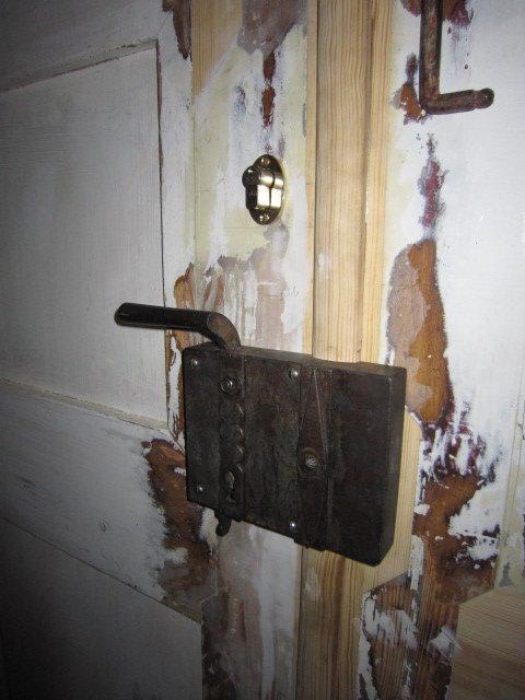 Detailaufnahme Türklinke vorher 