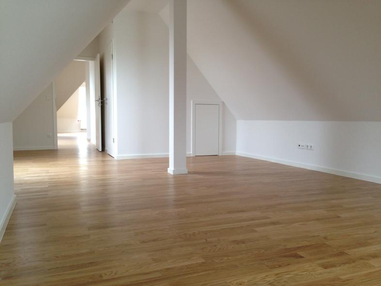 Parkettboden für Dachgeschossausbau