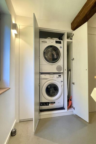 Einbauschrank für Waschmaschine und Trockner