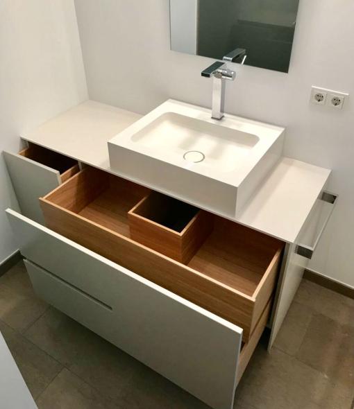 Waschtischmöbel mit Schublade